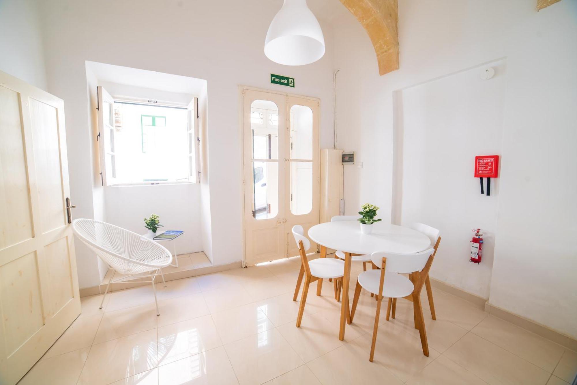 Carmelita Maisonette Valletta Eksteriør bilde